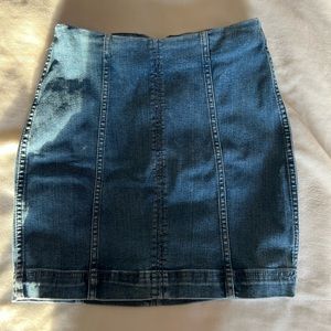 Free People blue jean Modern Femme mini skirt, Size 0